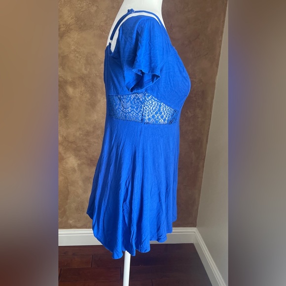 VENUS | BLUE PEPLUM SHOULDER OFF TOP | SIZE MEDIUM - Picture 2 of 5